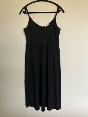 Tentree Black Spaghetti Strap Midi Dress